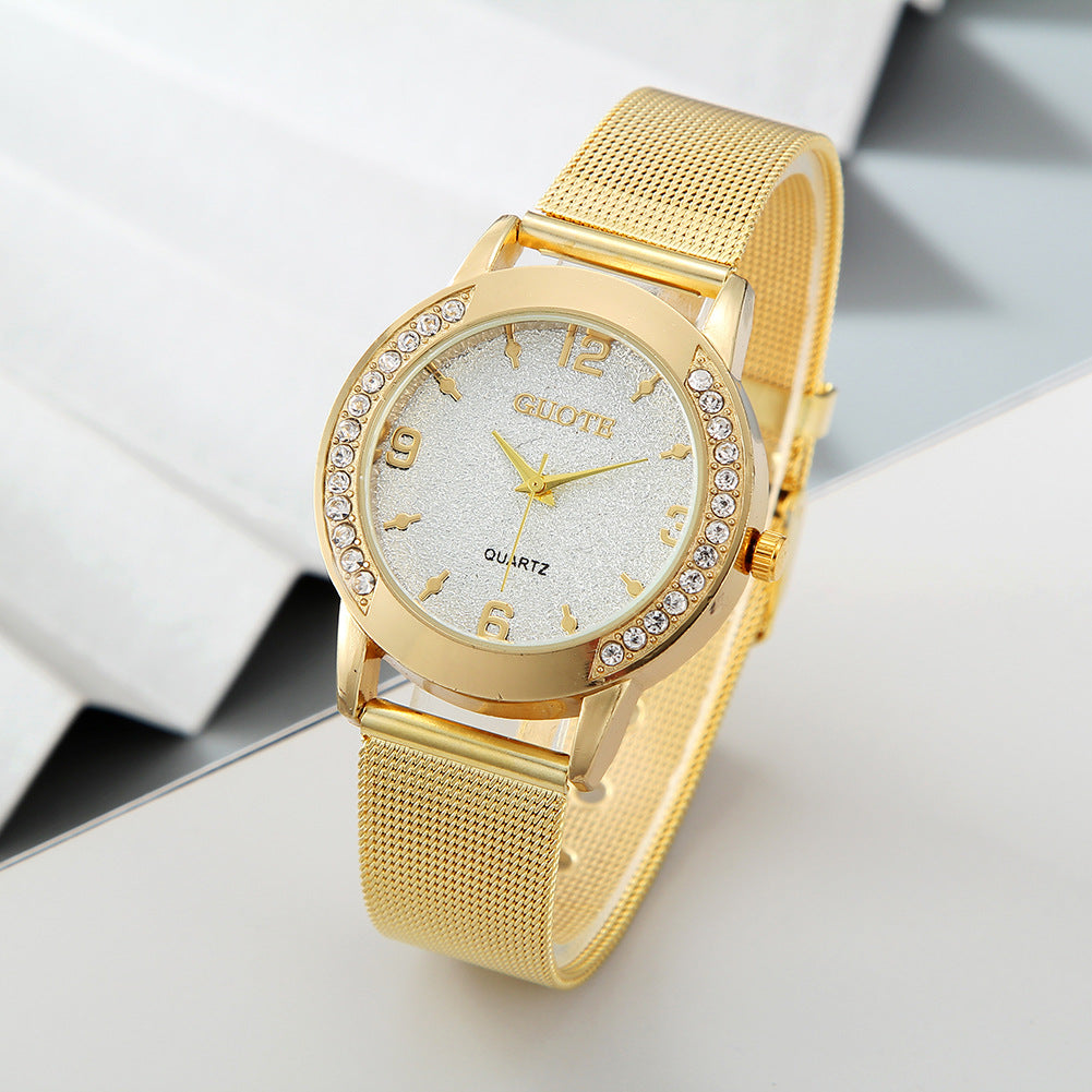 Montre à quartz à diamant à la mode pour femme