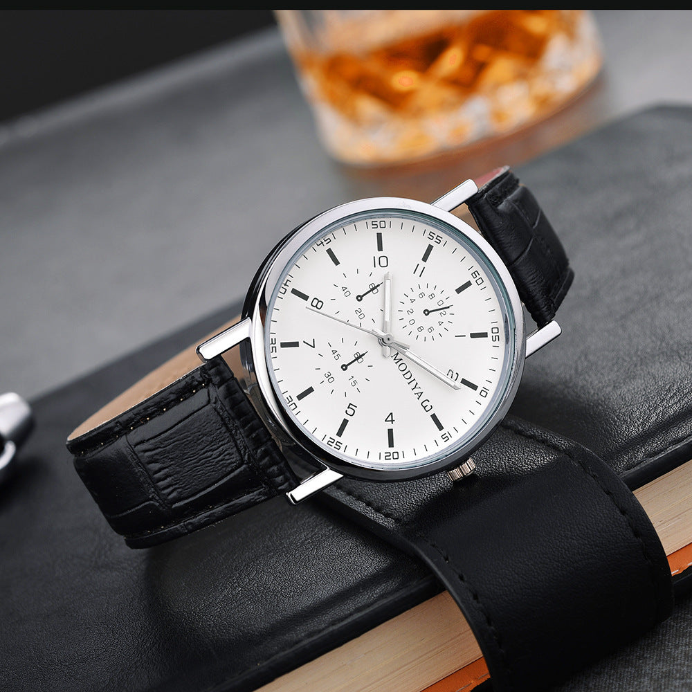 Montre à quartz simple à la mode pour hommes