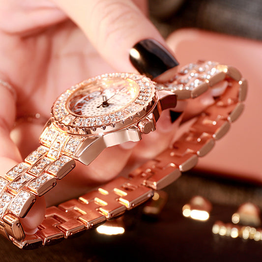 Montre à quartz simple en alliage strass pour femme