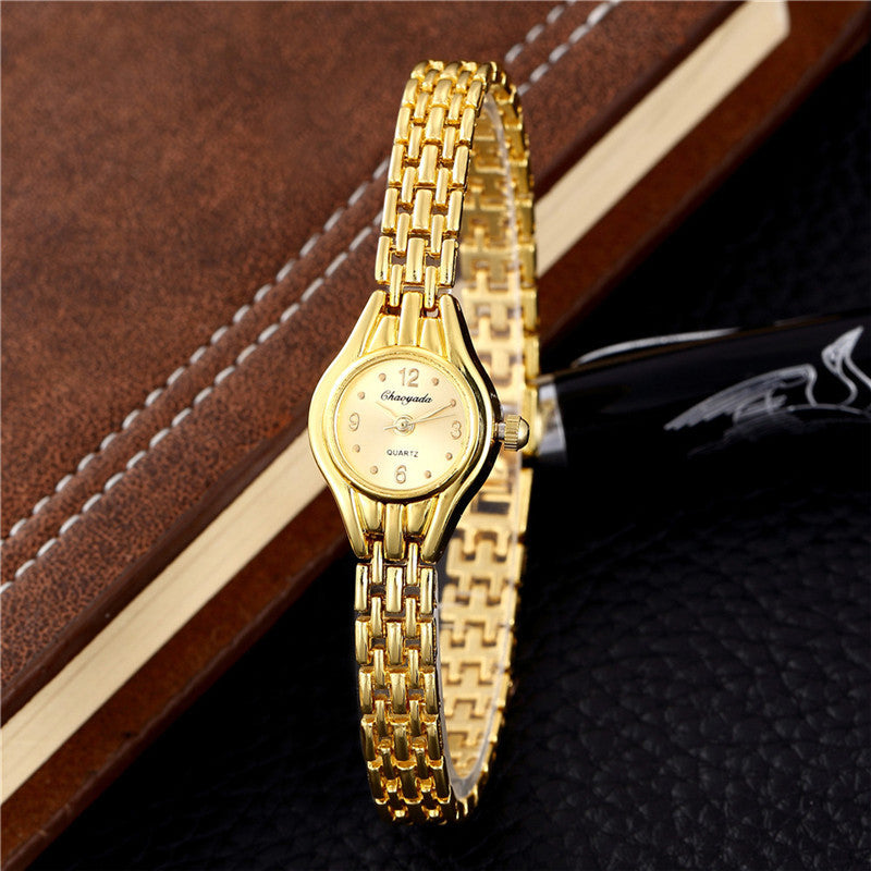 Montre créative à petit cadran pour dame