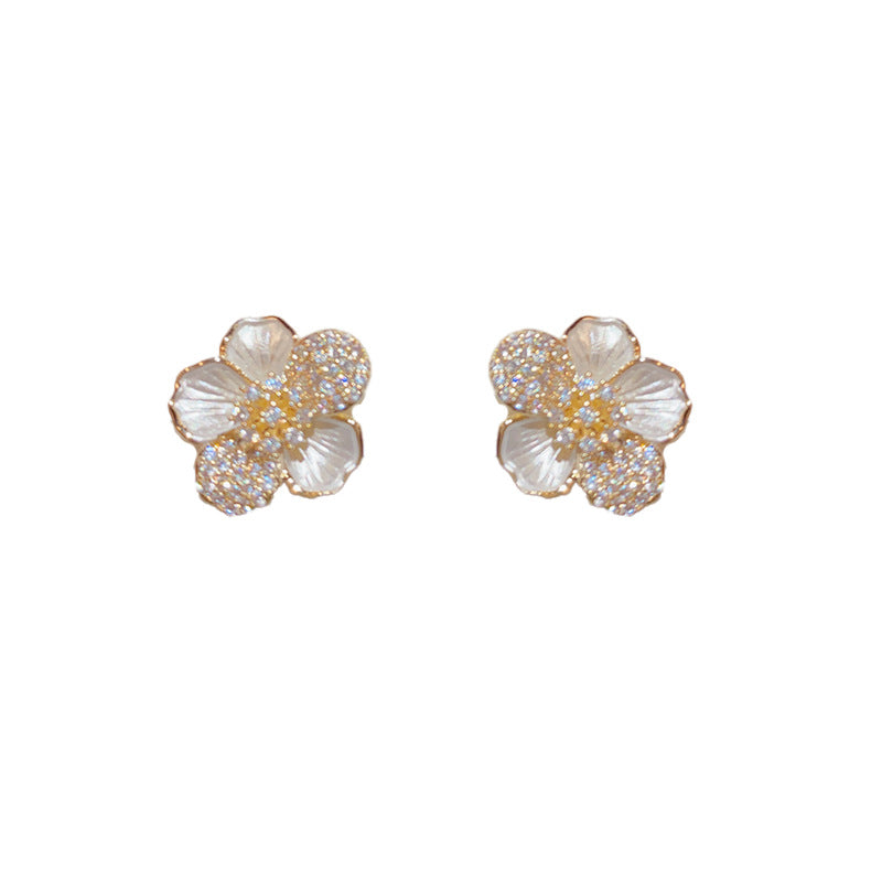 Doux micro-incrusté fleur boucles d'oreilles pour femmes en argent sterling aiguille design d'intérêt spécial