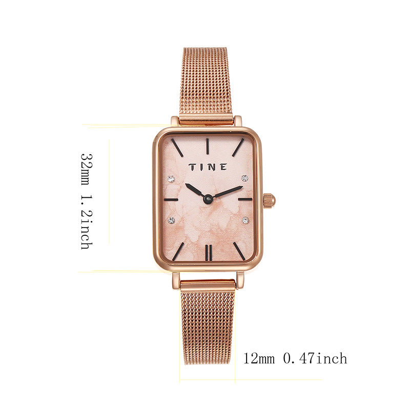 Montre de ceinture en acier de style carré Ins de haute qualité à quartz de tempérament simple