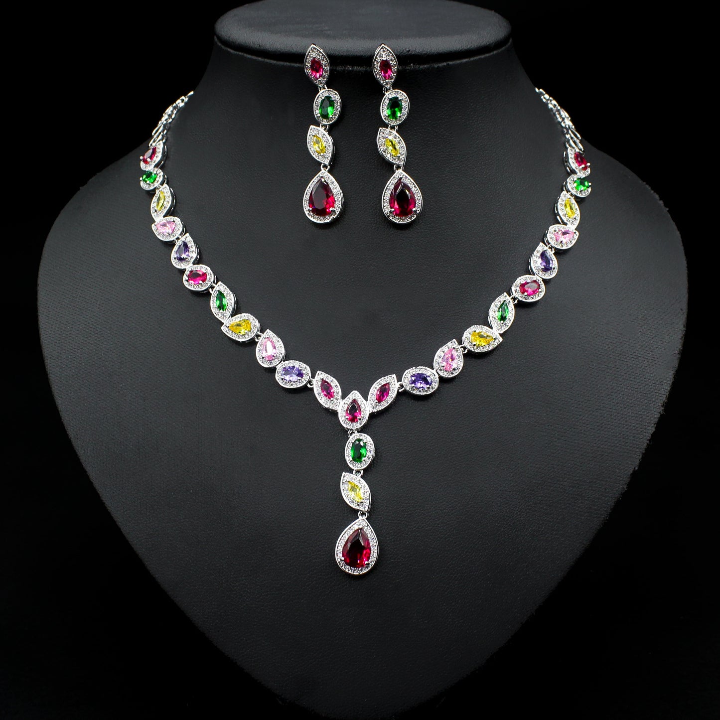 Collier coloré zircon boucles d'oreilles chaîne de clavicule femme noble robe de mariée de luxe trois pièces ensemble